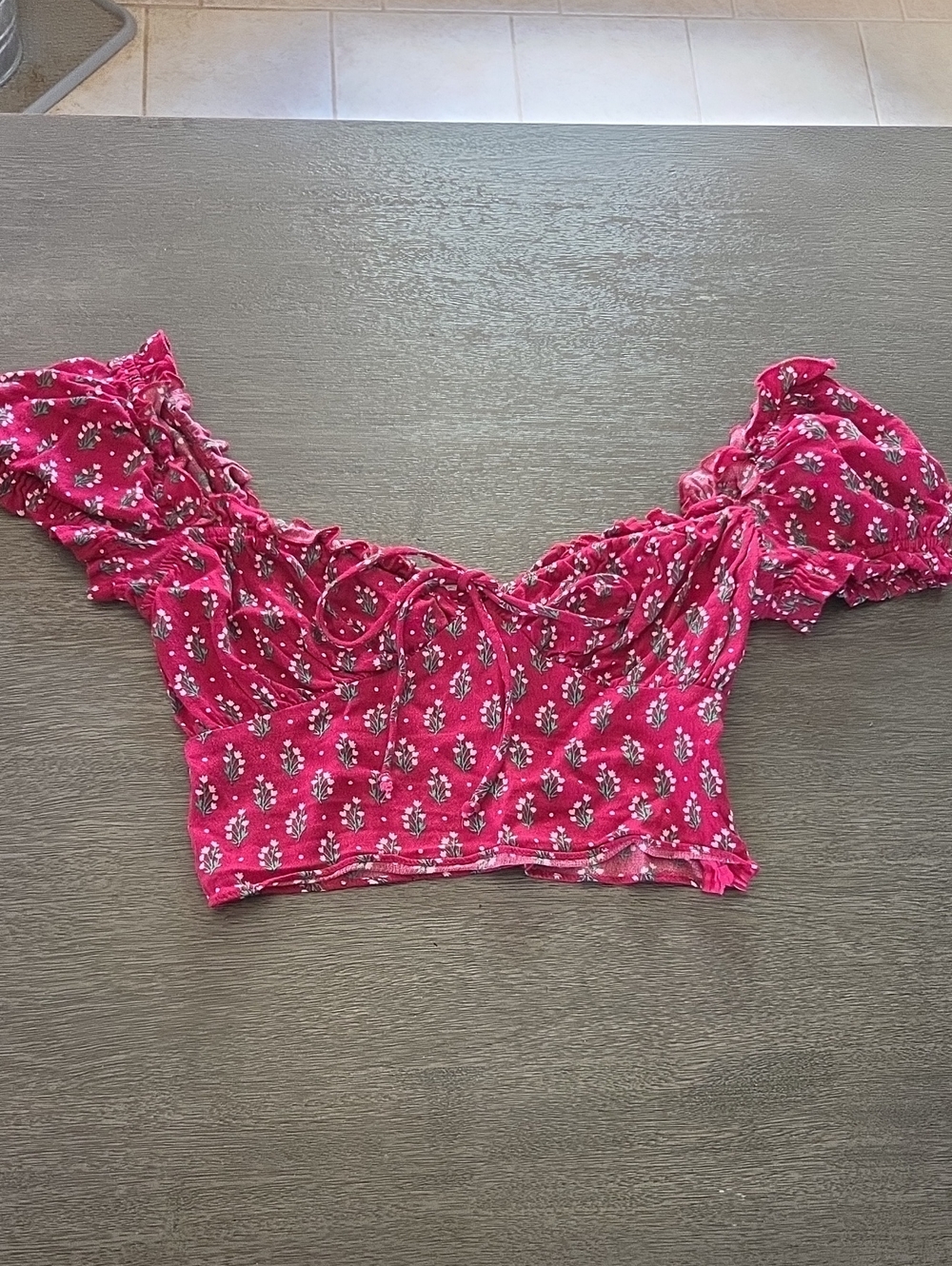 Nomad Women’s Pink Floral Off-Shoulder Crop Top